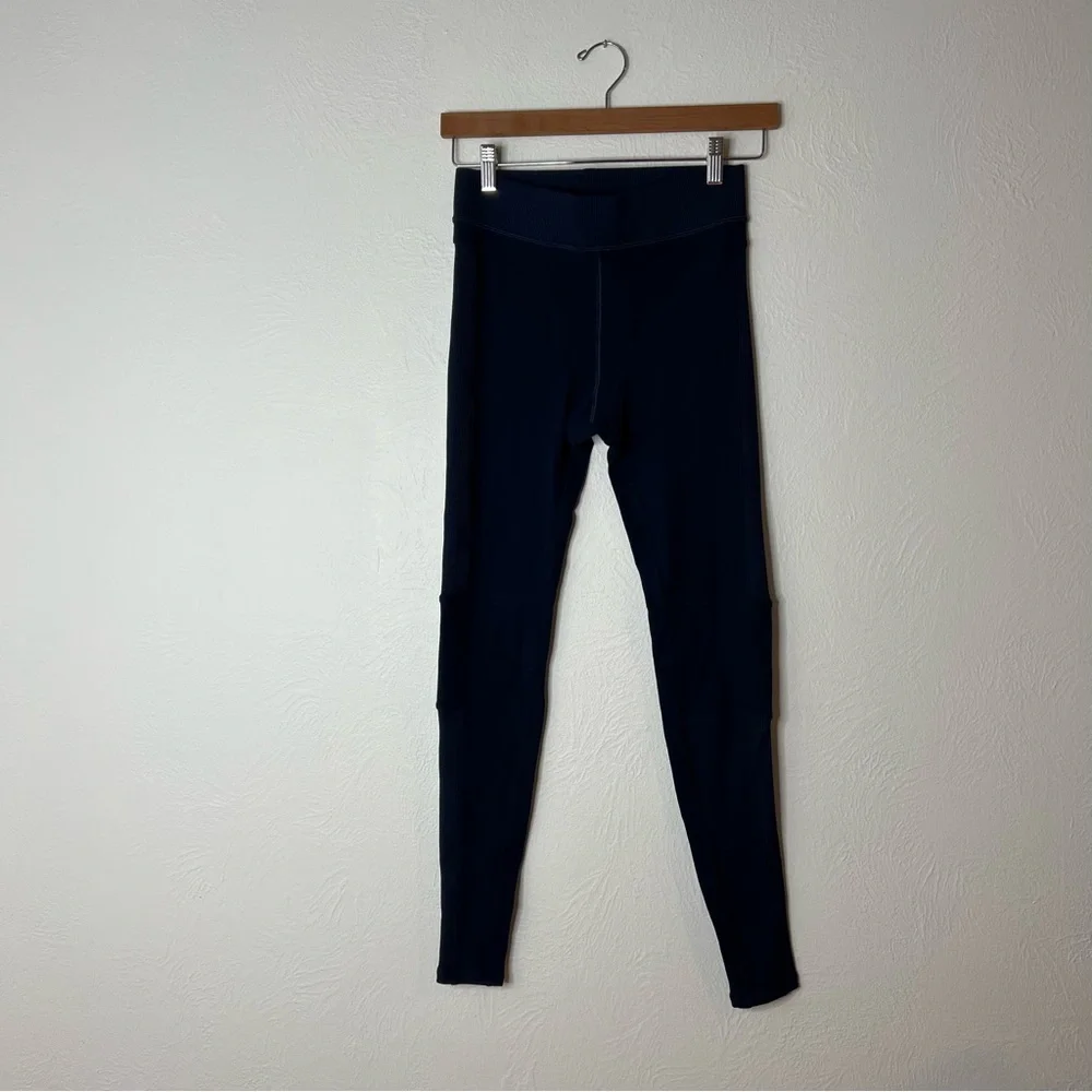 Alo Yoga Alosoft Head Start Legging Navy Blue High Waist Performance Wear Size S - Picture 10 of 10